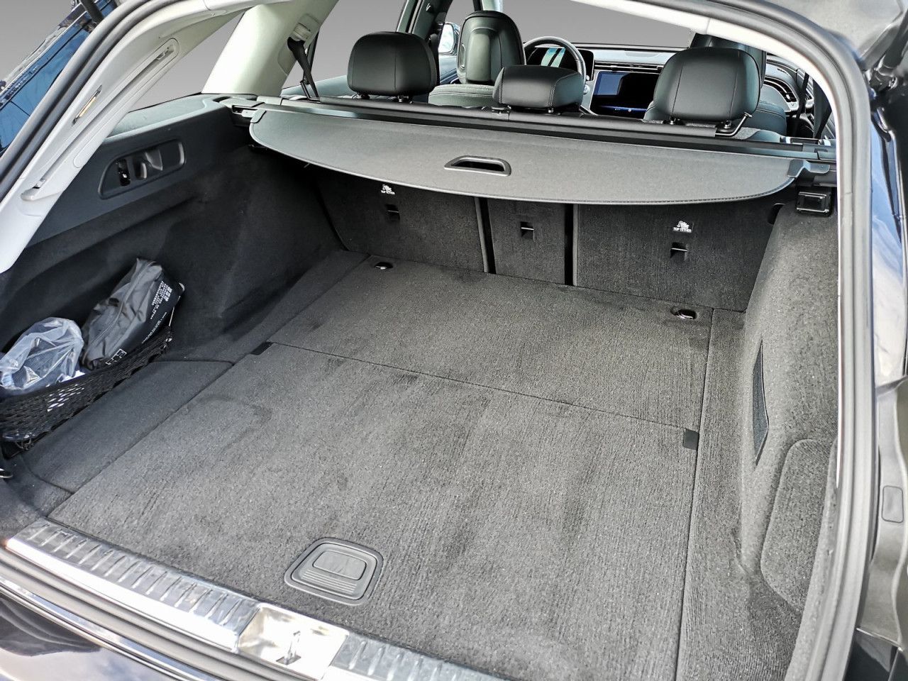Mercedes-Benz E-Klasse – Bild 23