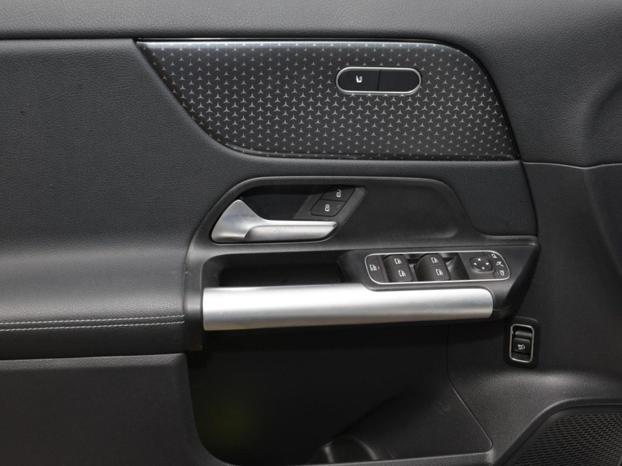 Mercedes-Benz GLA – Bild 11
