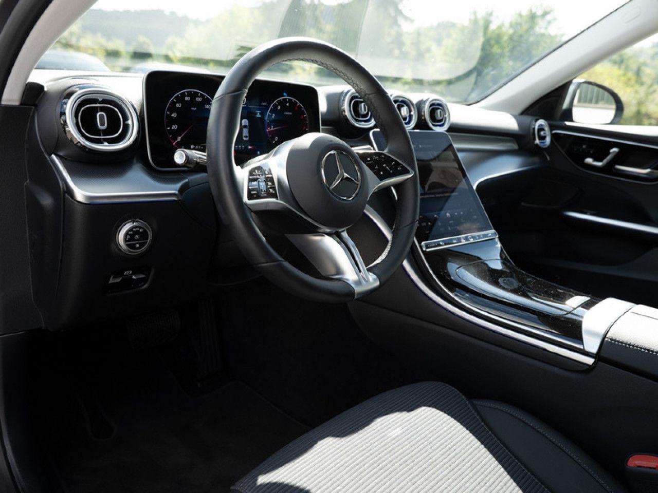 Mercedes-Benz C-Klasse – Bild 18