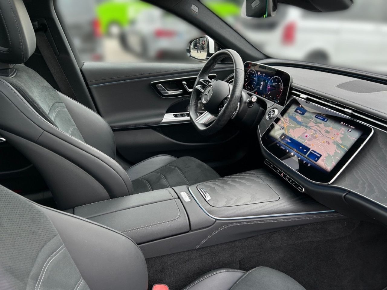 Mercedes-Benz E-Klasse – Bild 8