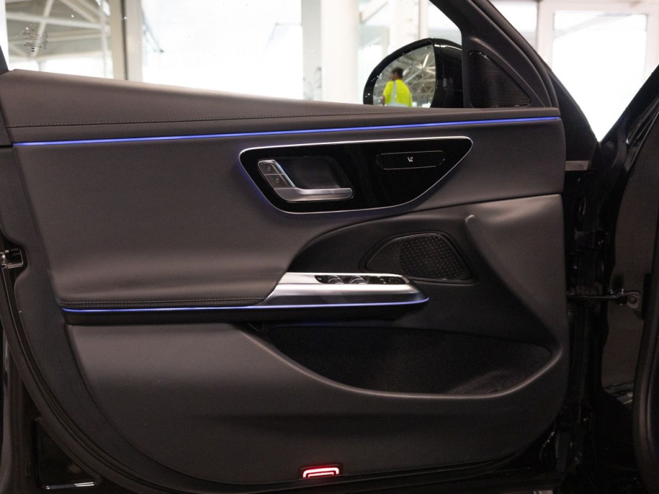 Mercedes-Benz E-Klasse – Bild 16