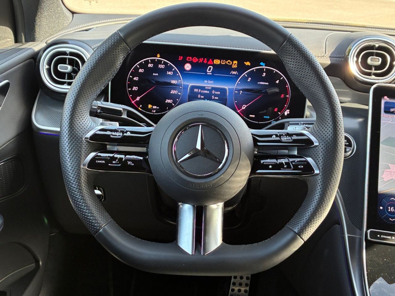 Mercedes-Benz GLC – Bild 13