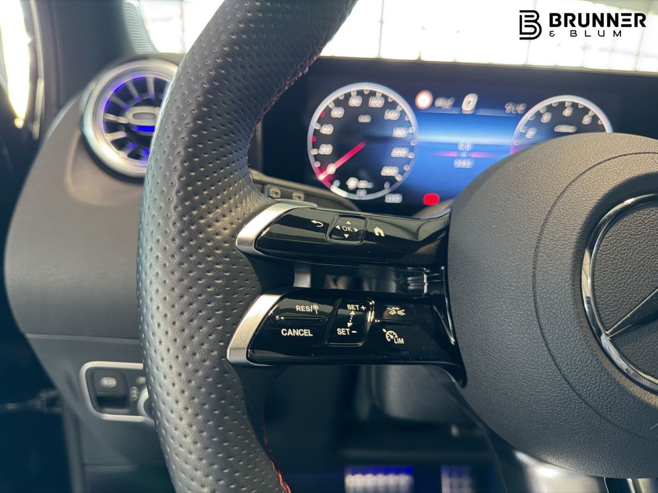 Fahrzeugbild 12 / 28