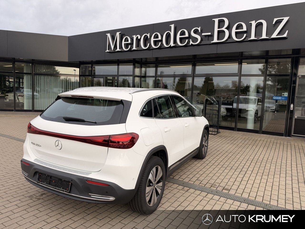 Mercedes-Benz EQA – Bild 2