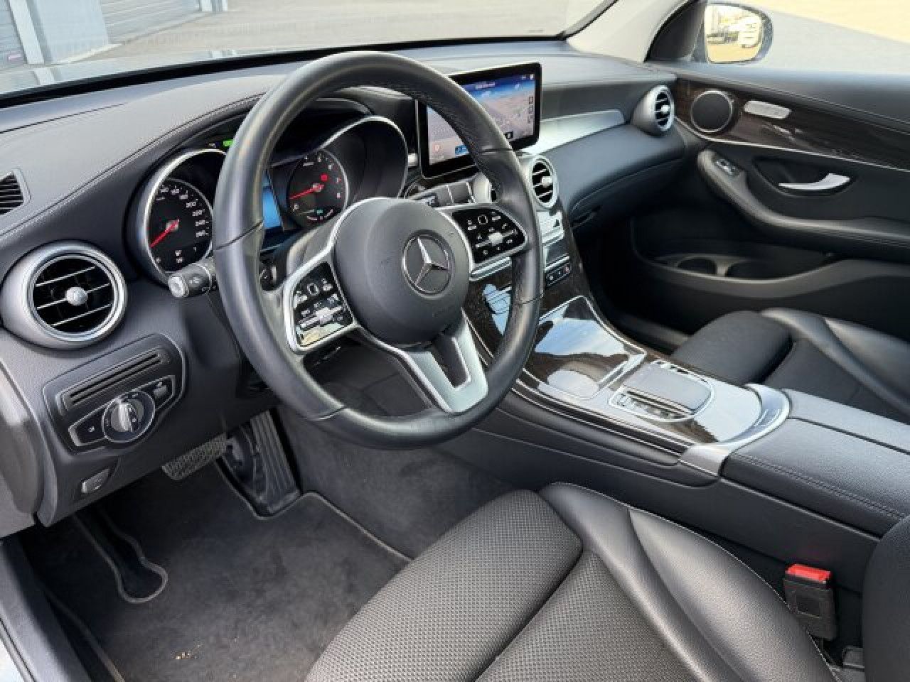 Fahrzeugbild 16 / 25