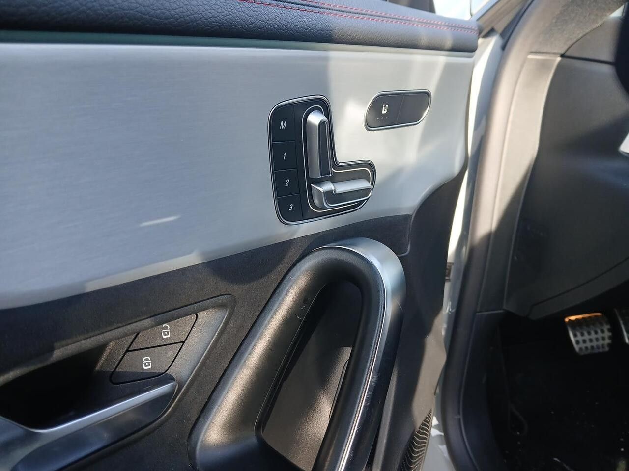 Zdjęcie pojazdu 10 / 23