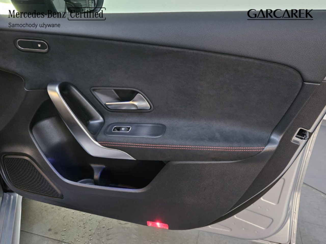 Zdjęcie pojazdu 16 / 26