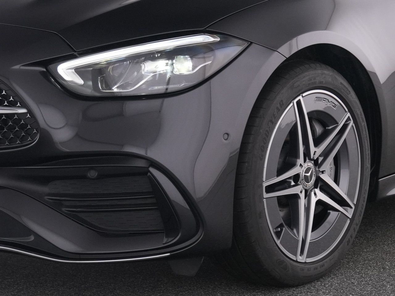 Mercedes-Benz C-Klasse – Bild 8