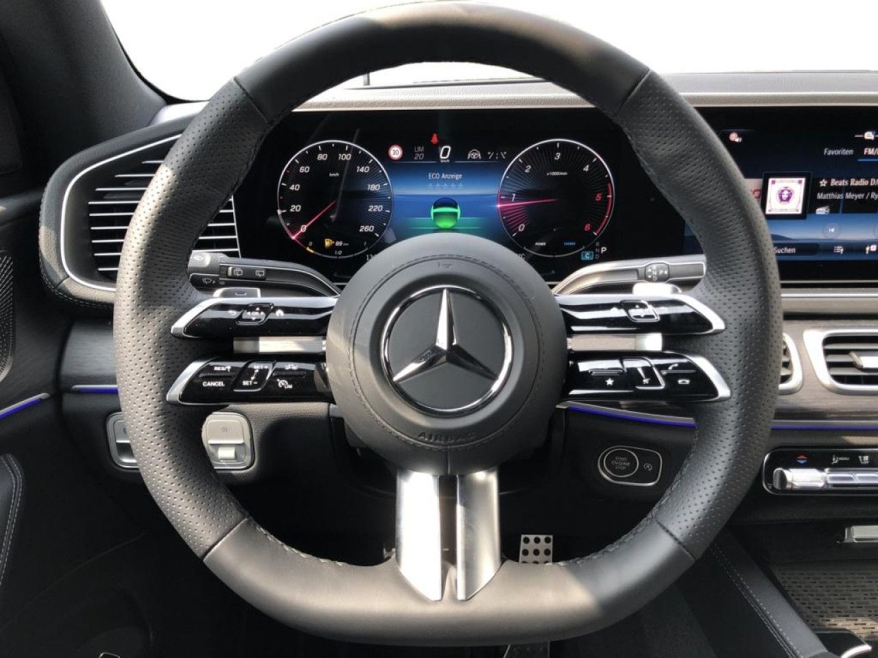 Mercedes-Benz GLS – Bild 10