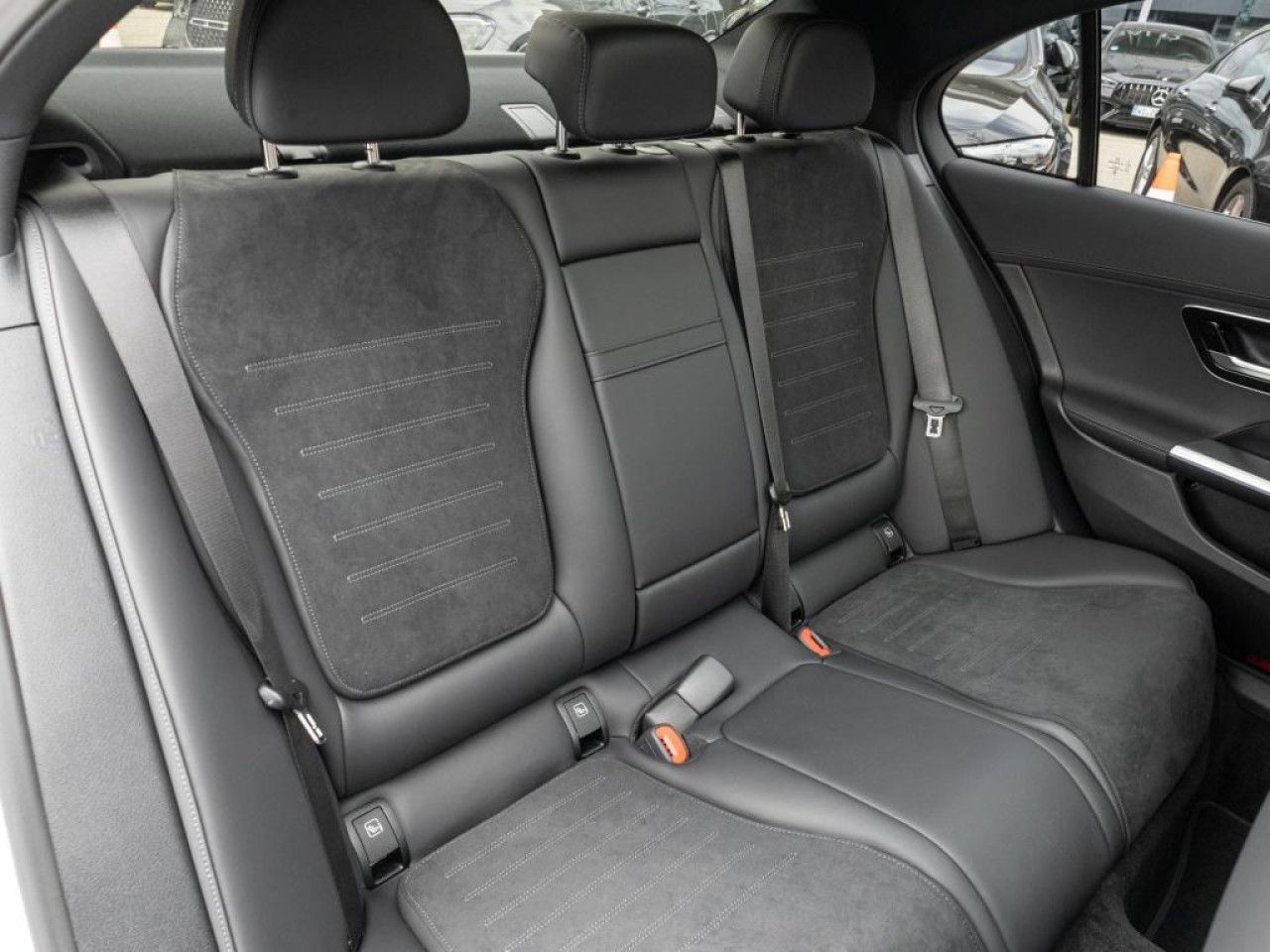 Mercedes-Benz C-Klasse – Bild 4