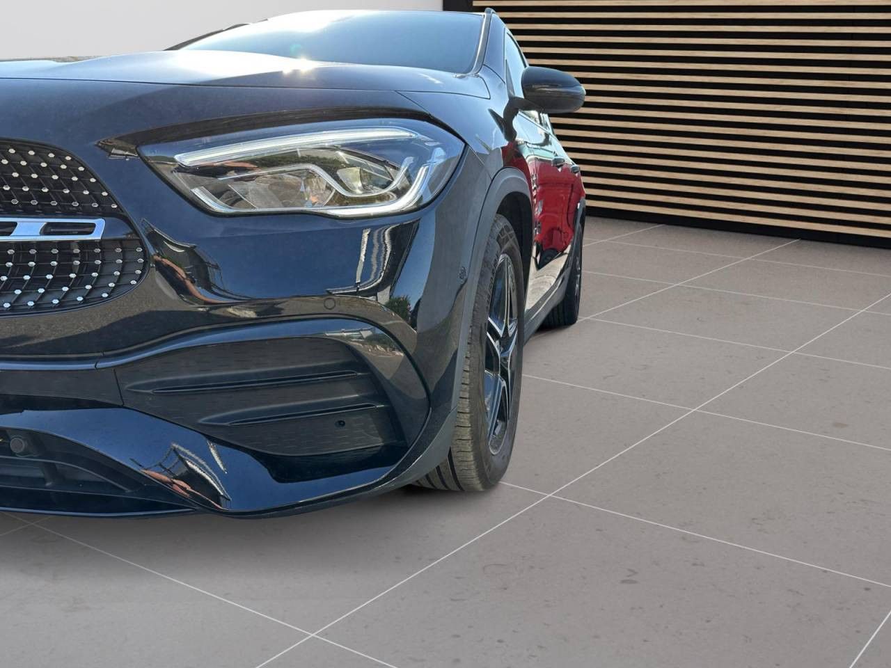 Photo du v&eacute;hicule 10 / 18