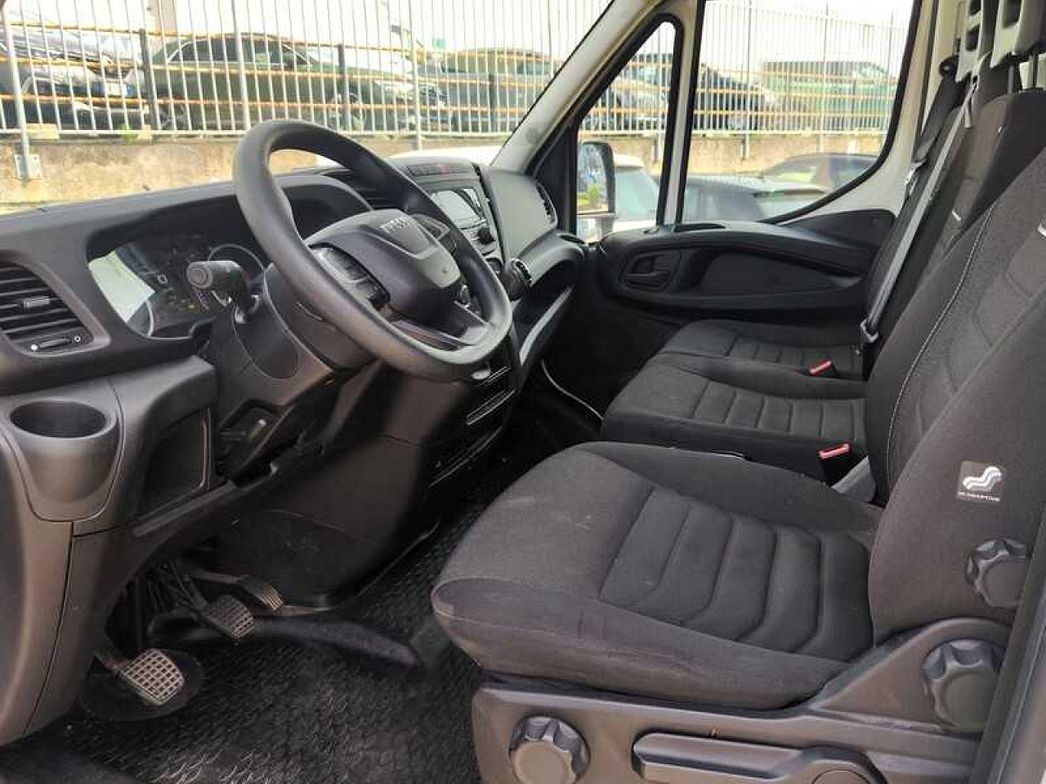 IVECO | 35C14 FURGONE CON SPONDA
