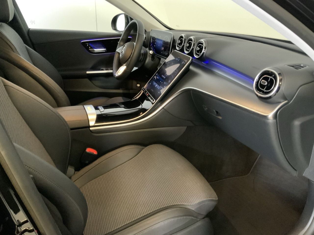 Mercedes-Benz C-Klasse – Bild 15