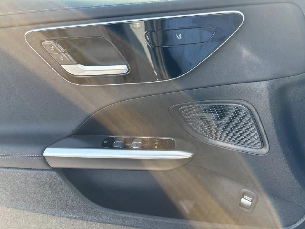 Photo du v&eacute;hicule 12 / 15