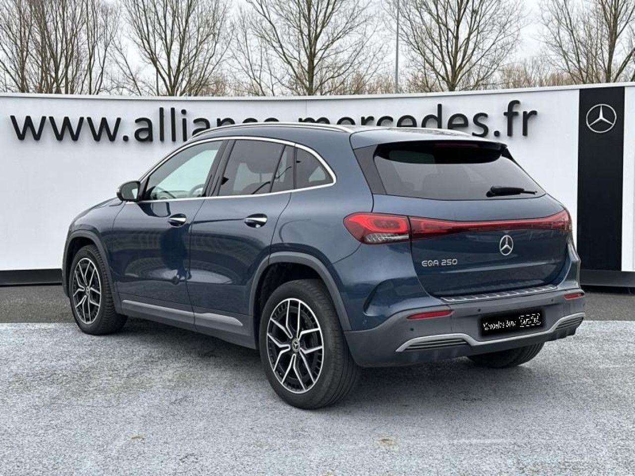 Photo du v&eacute;hicule 3 / 18