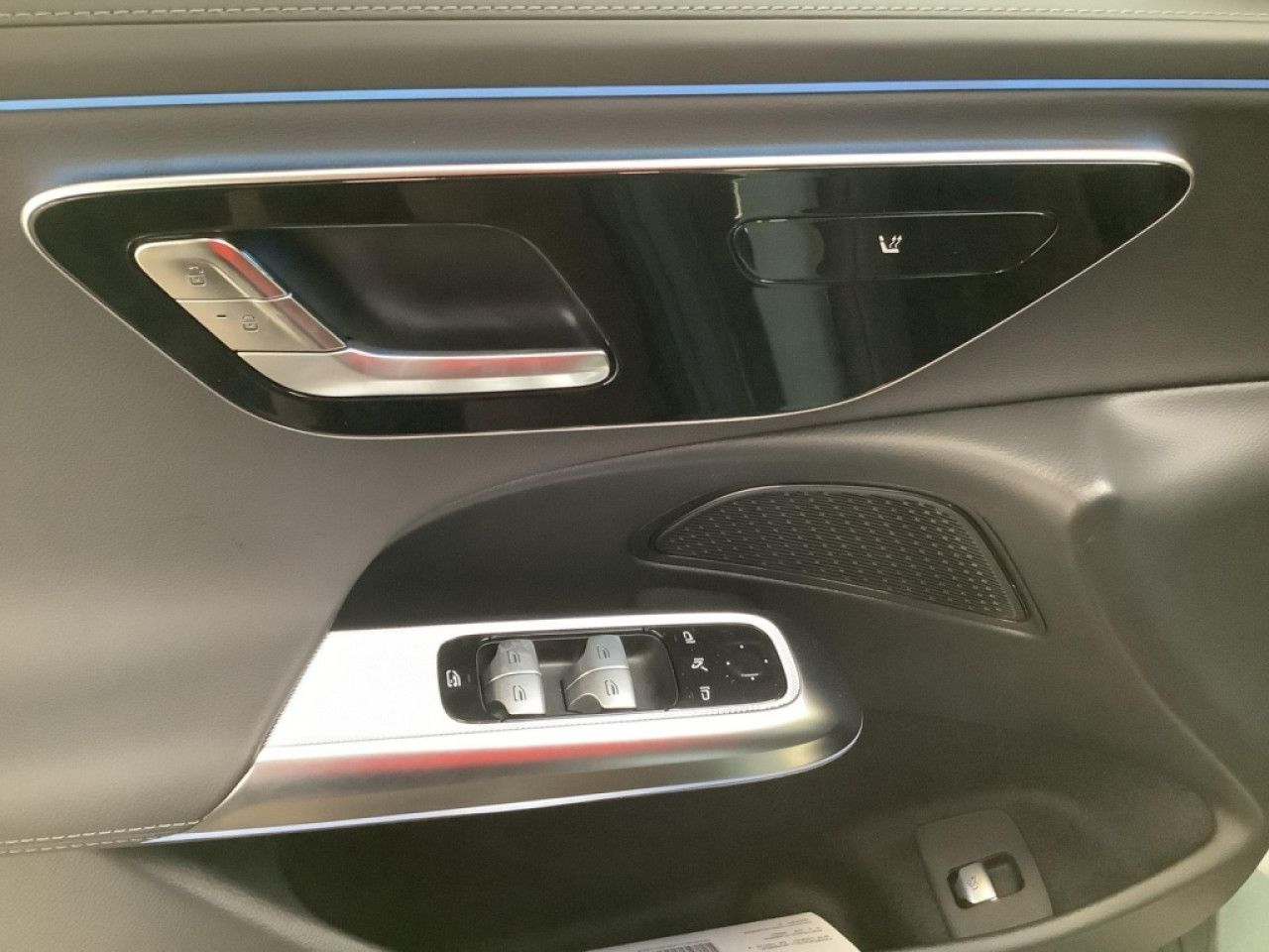 Mercedes-Benz E-Klasse – Bild 7