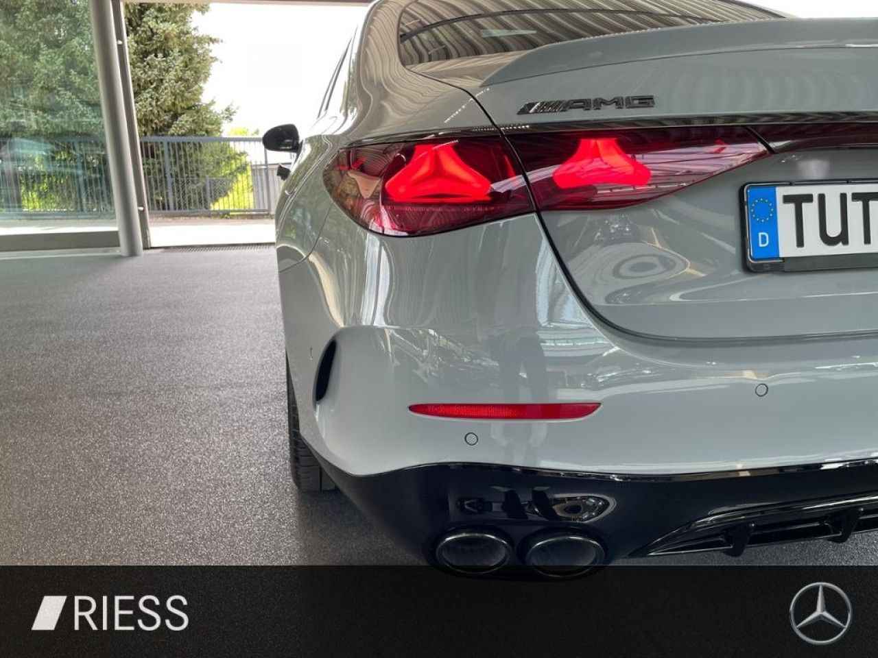 Mercedes-Benz E-Klasse – Bild 18