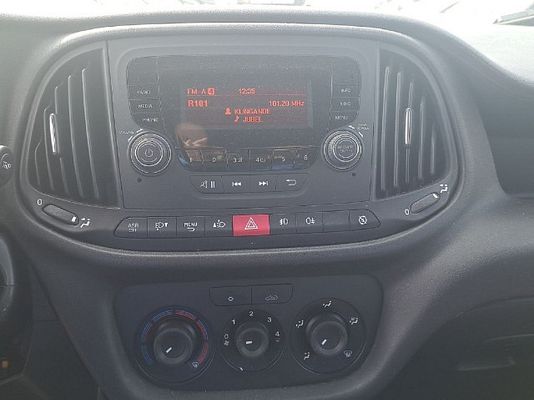Vehicle image 12 / 13