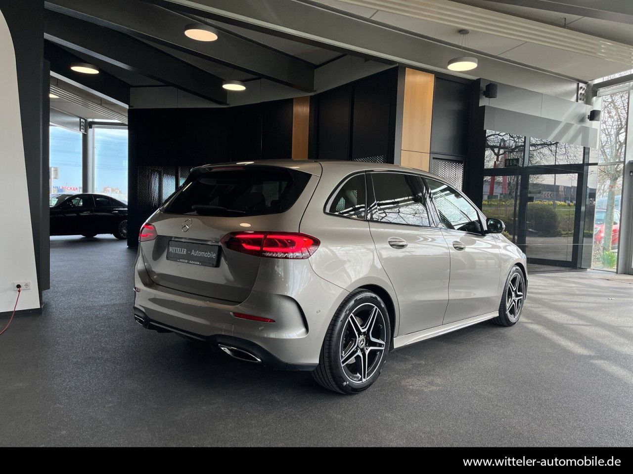 Fahrzeugbild 10 / 27