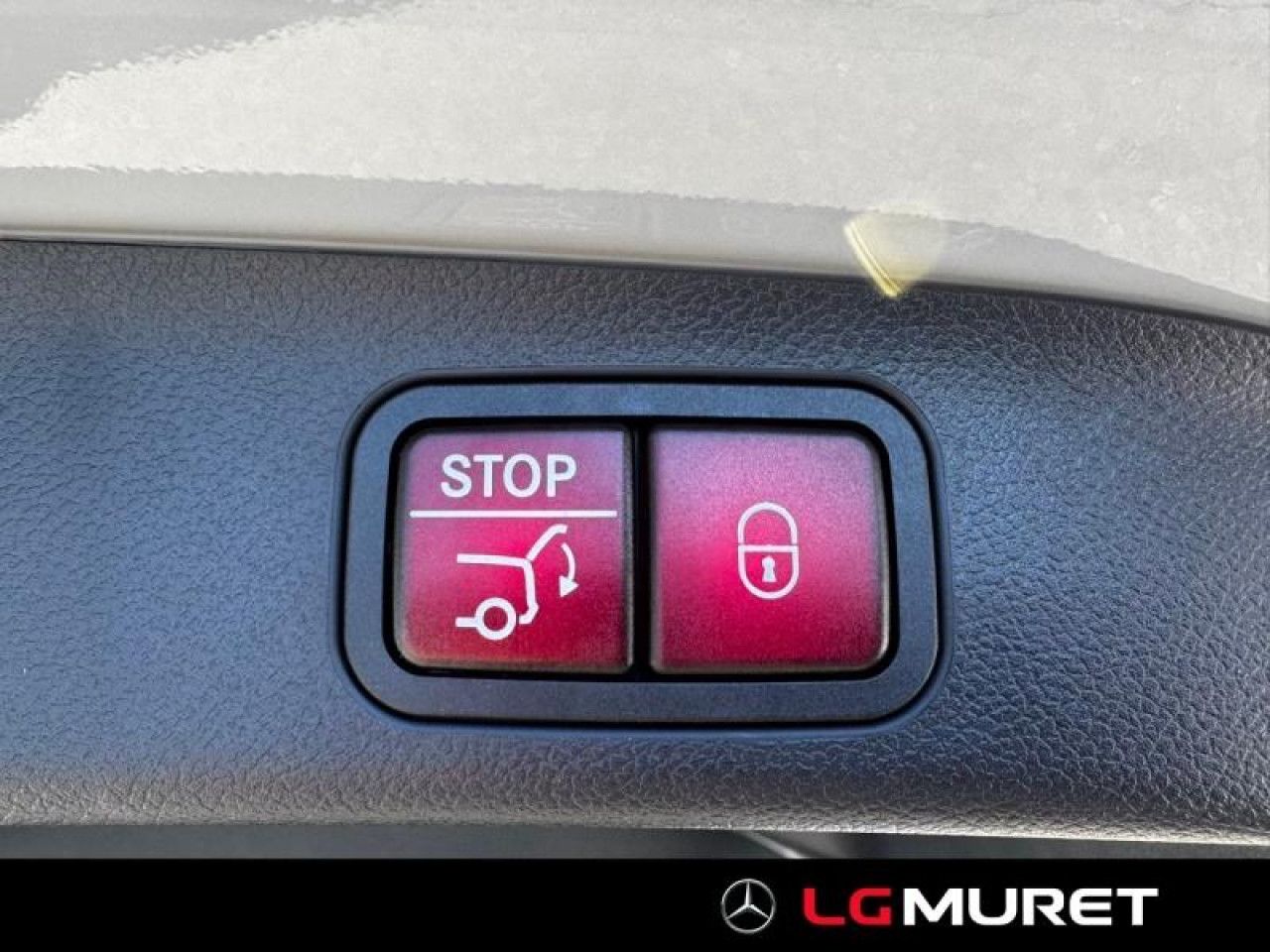 Photo du v&eacute;hicule 13 / 18