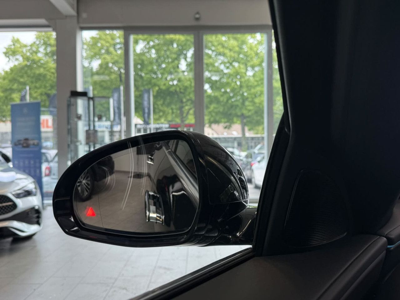 Mercedes-Benz E-Klasse – Bild 20