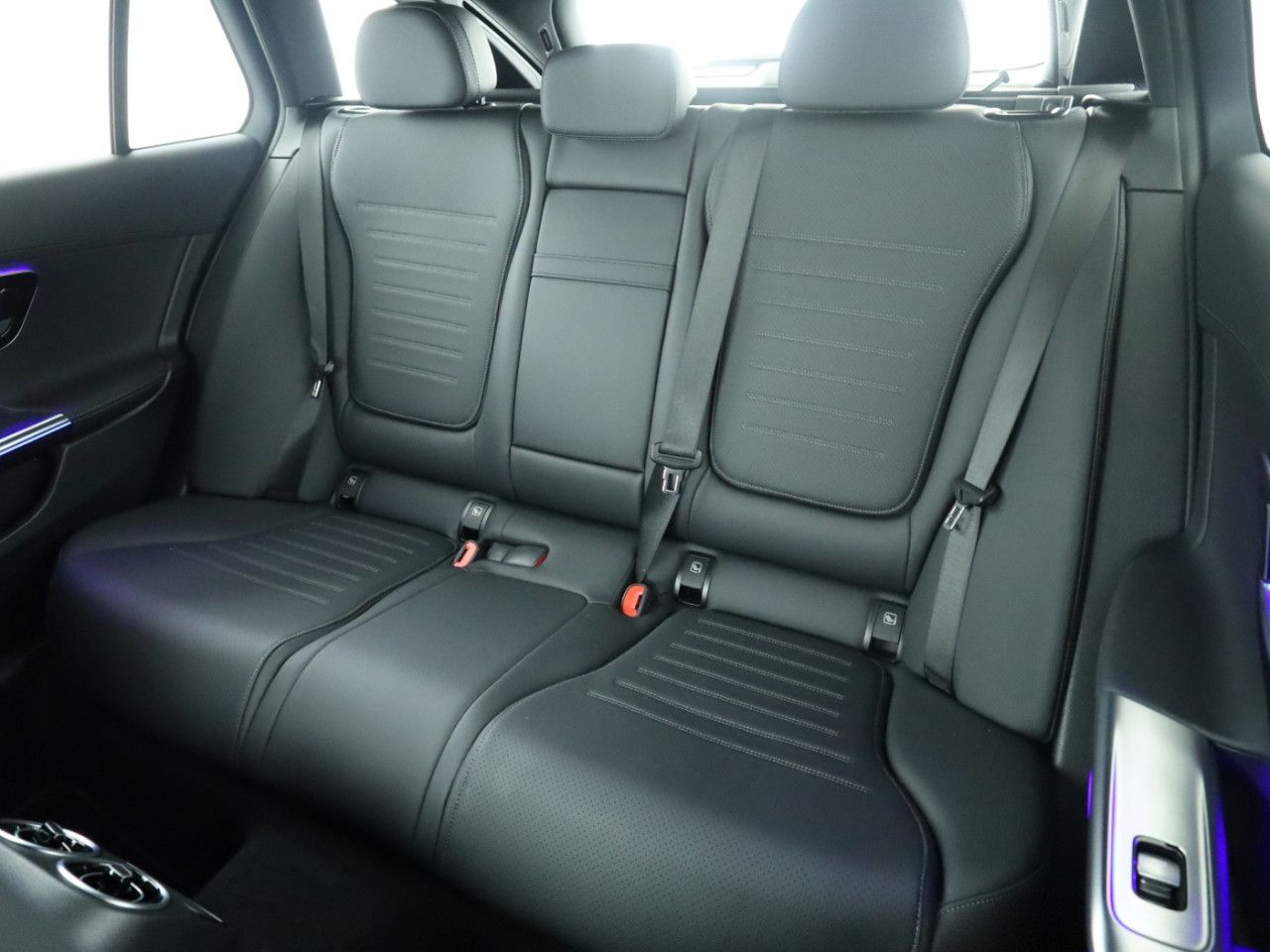 Mercedes-Benz C-Klasse – Bild 18