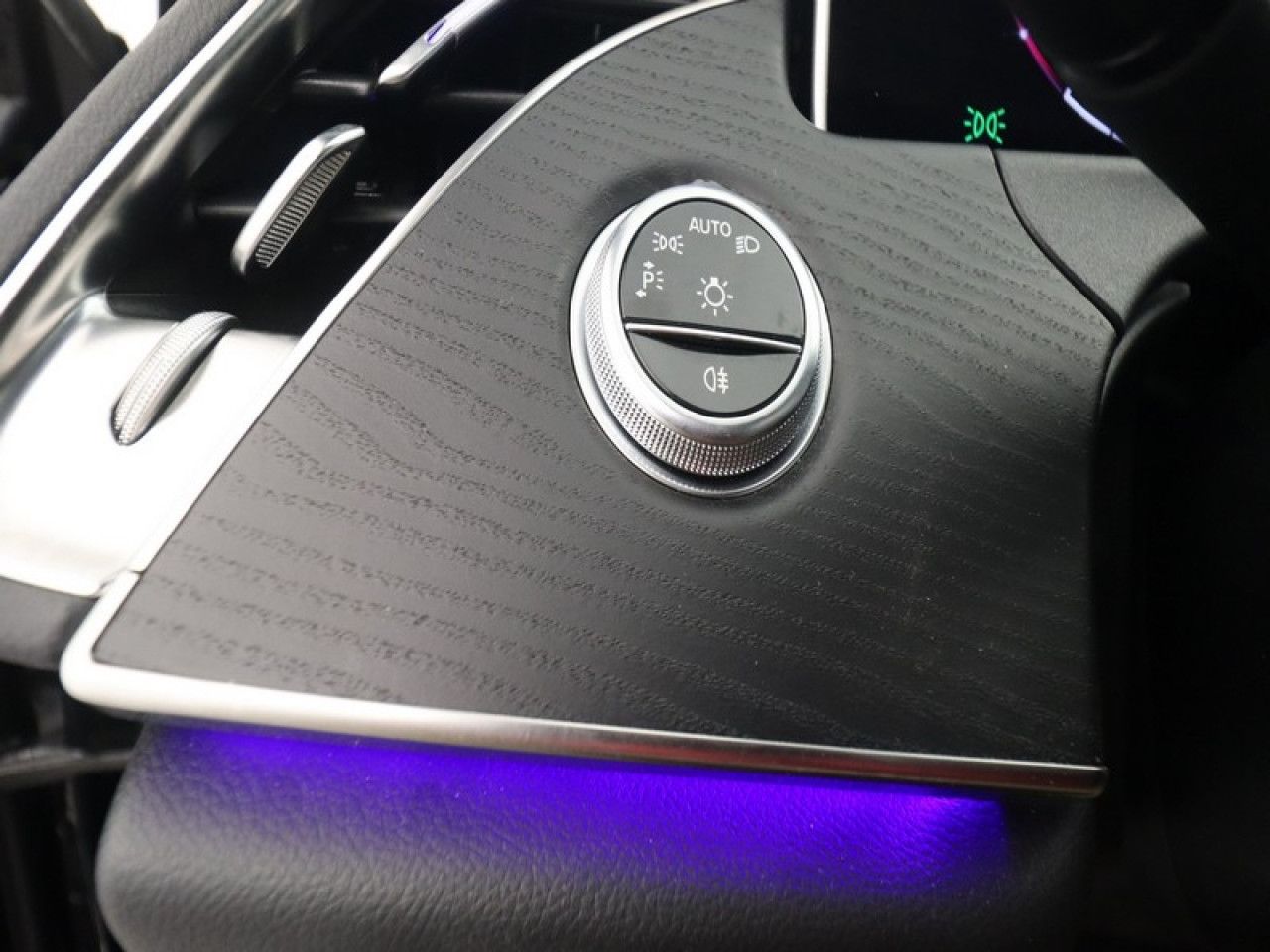 Imagem do veículo 18 / 19