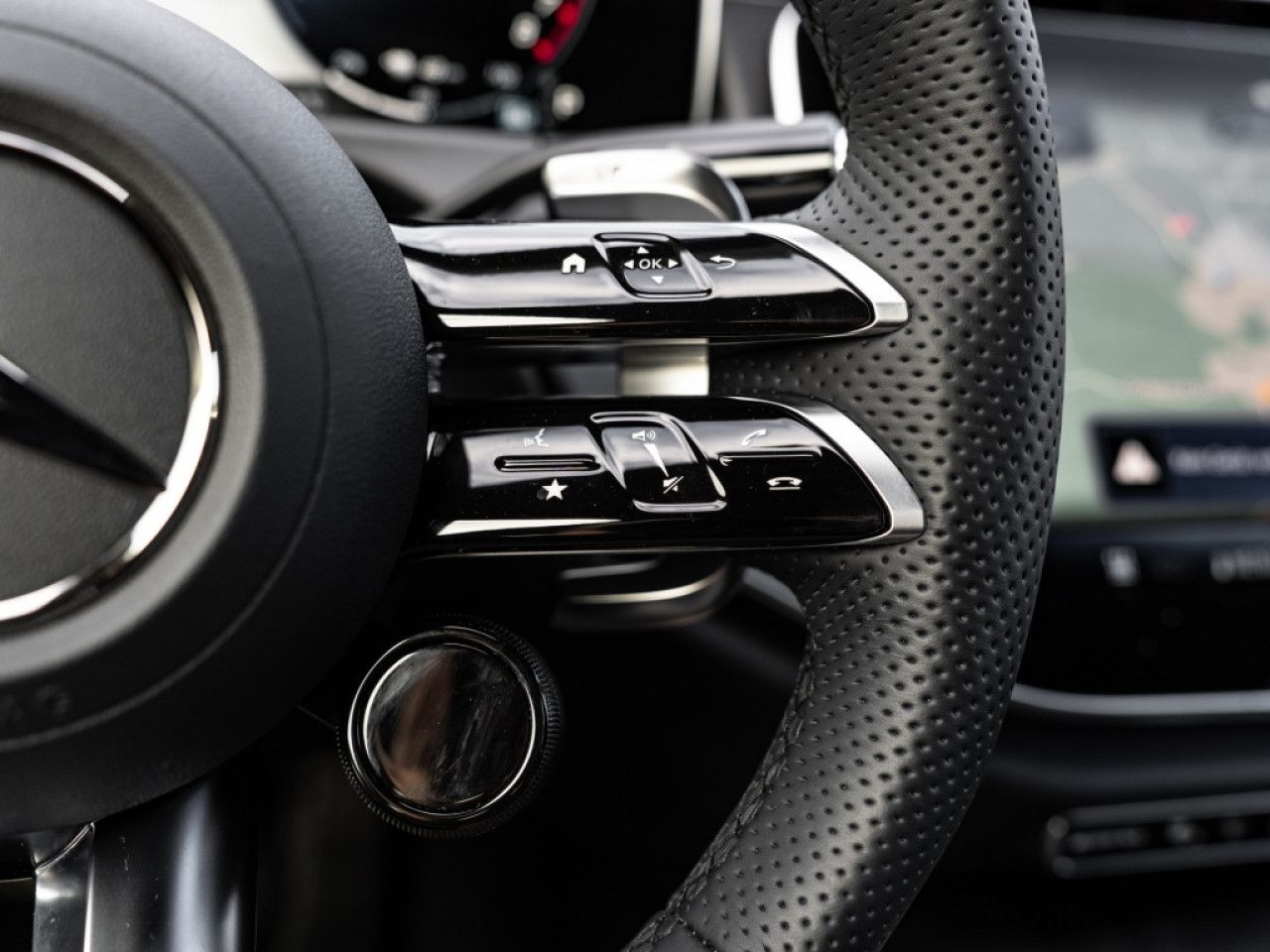 Mercedes-Benz E-Klasse – Bild 13