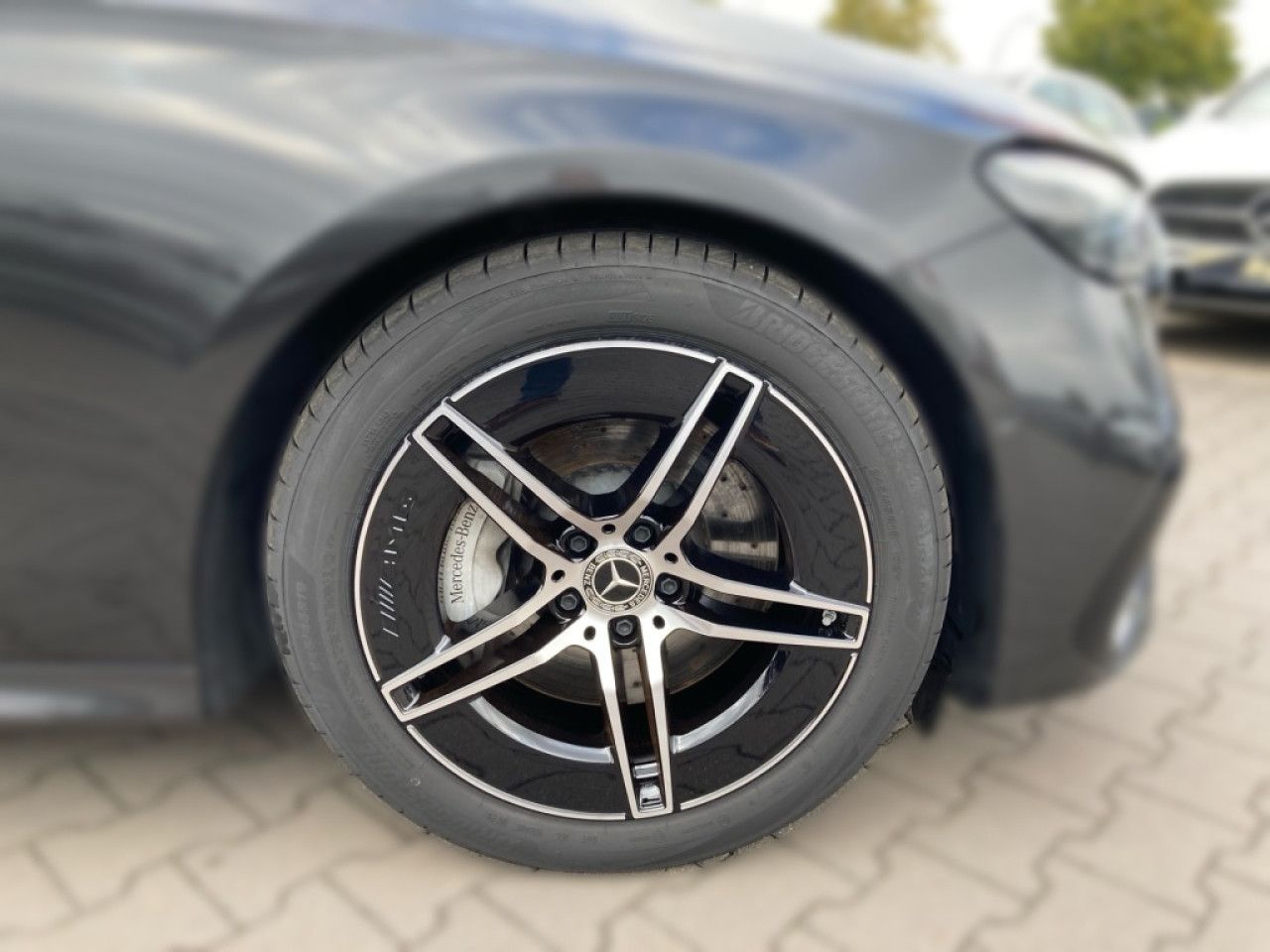 Mercedes-Benz E-Klasse – Bild 6
