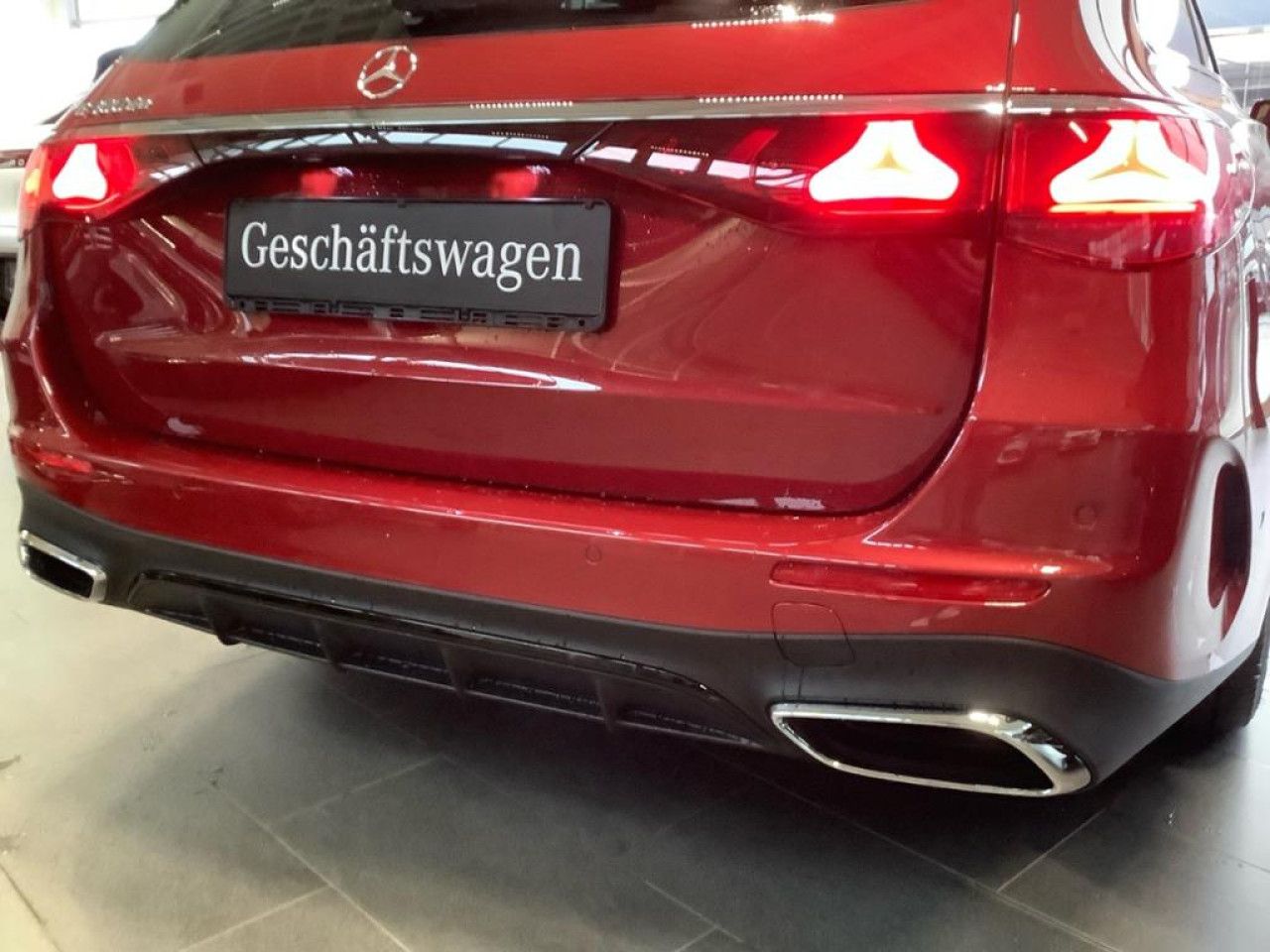 Mercedes-Benz E-Klasse – Bild 11