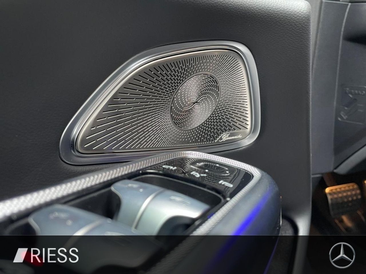 Mercedes-Benz E-Klasse – Bild 13