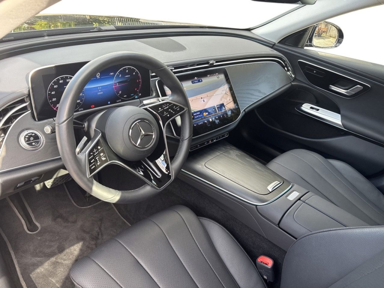Mercedes-Benz E-Klasse – Bild 9