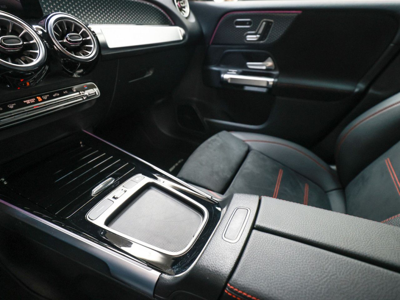Mercedes-Benz EQB – Bild 17