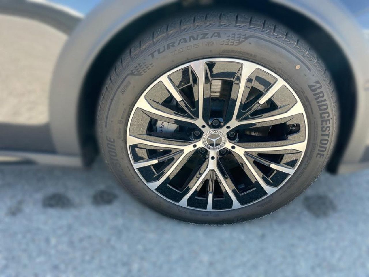 Mercedes-Benz E-Klasse – Bild 7