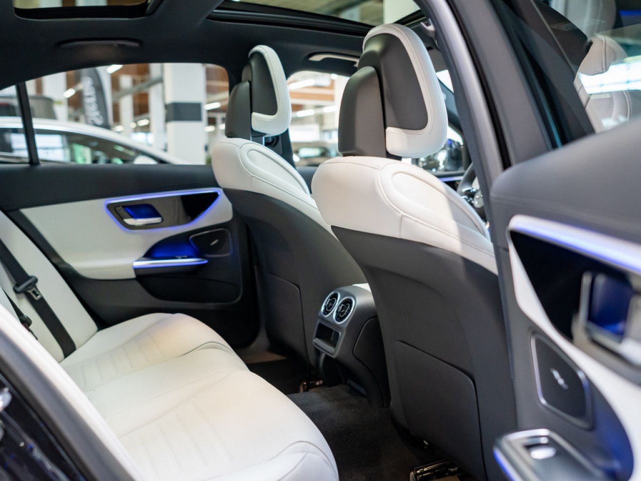 Mercedes-Benz C-Klasse – Bild 4