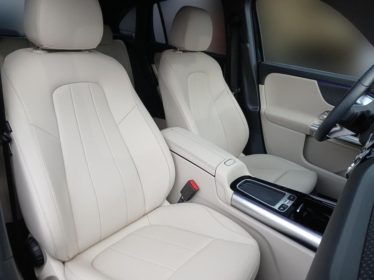 Zdjęcie pojazdu 10 / 23