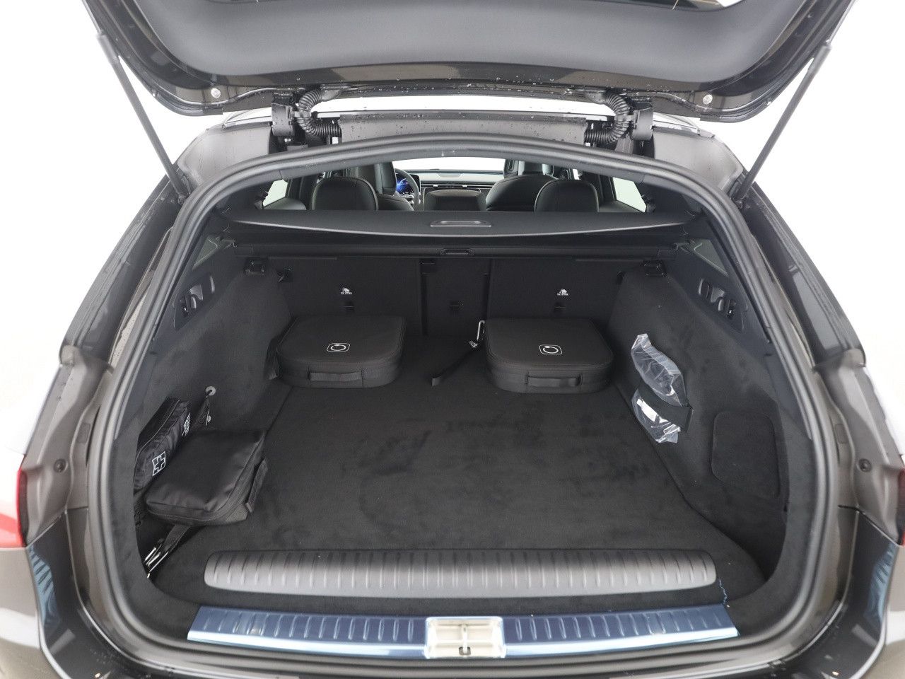 Mercedes-Benz E-Klasse – Bild 15