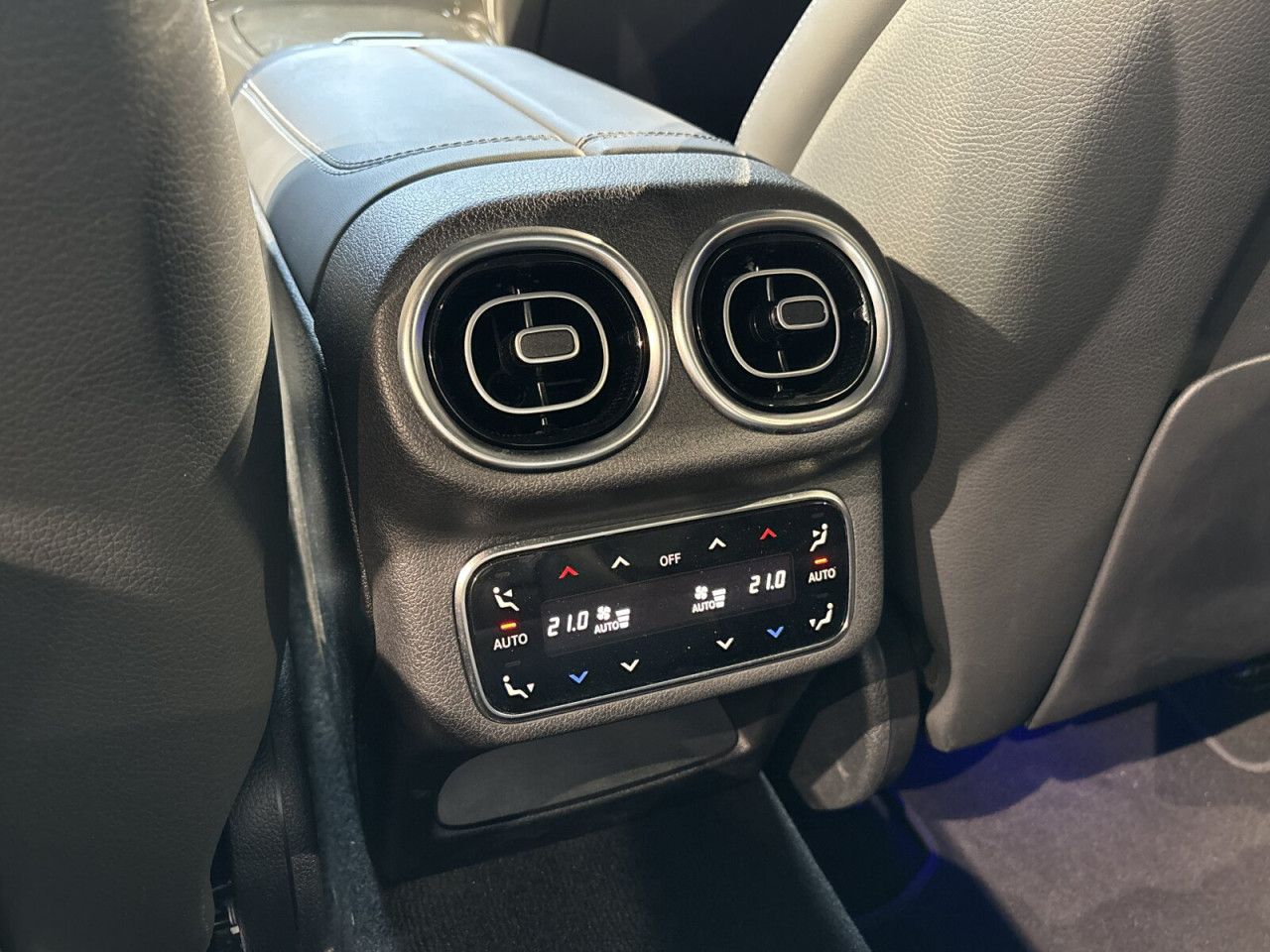 Mercedes-Benz GLC – Bild 11