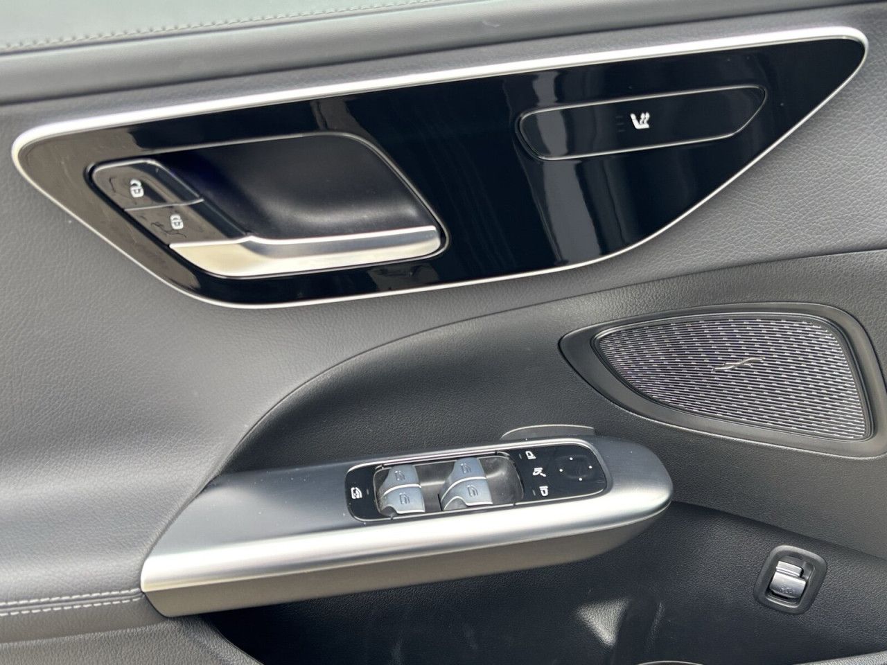 Mercedes-Benz C-Klasse – Bild 14