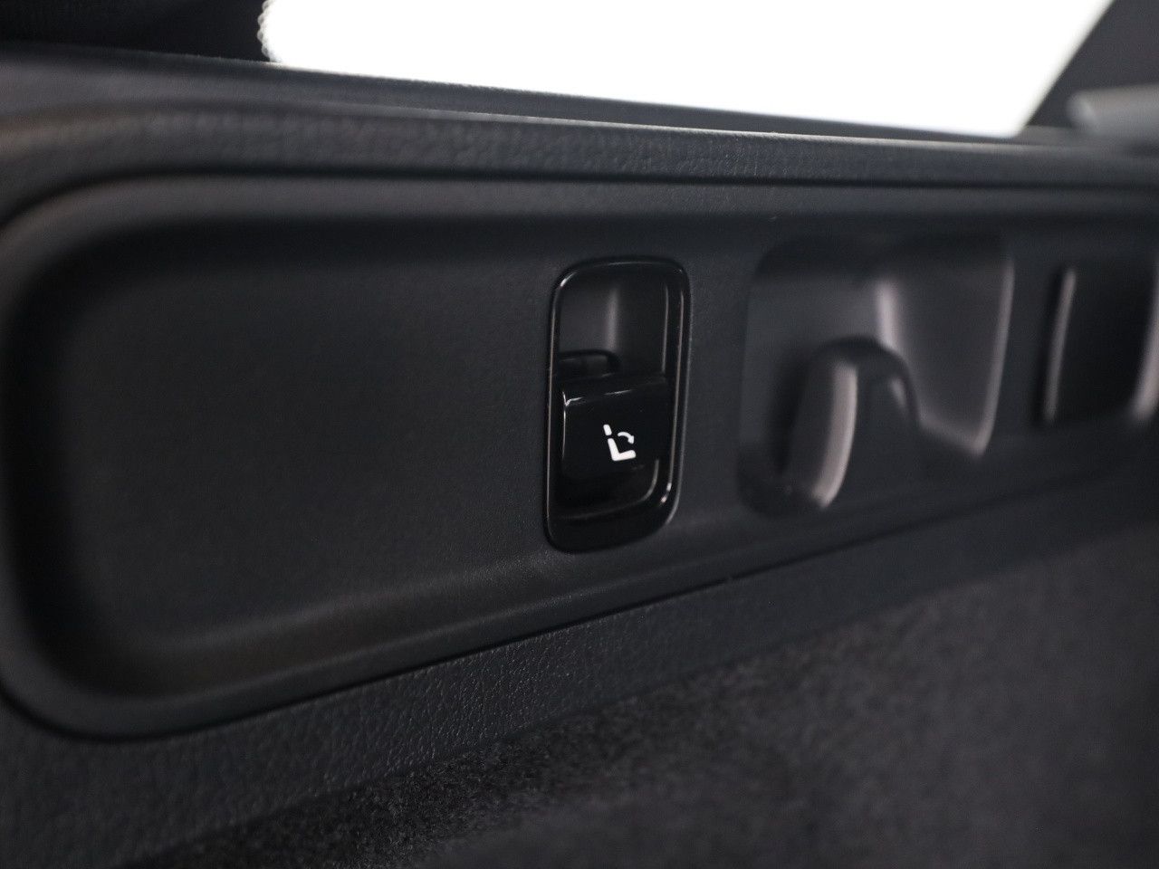 Mercedes-Benz C-Klasse – Bild 23