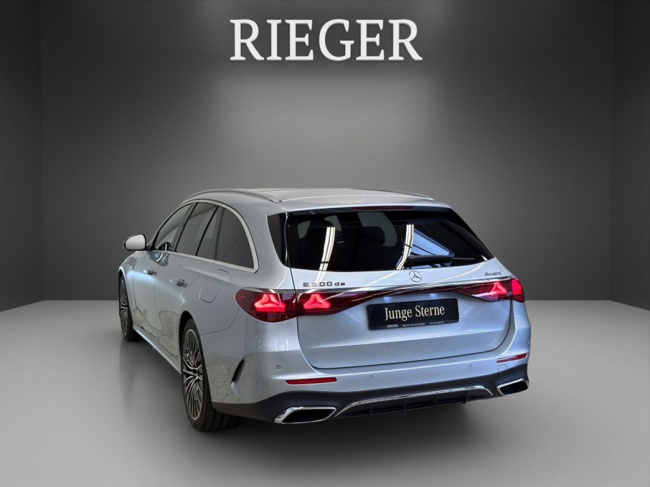 Mercedes-Benz E-Klasse – Bild 9