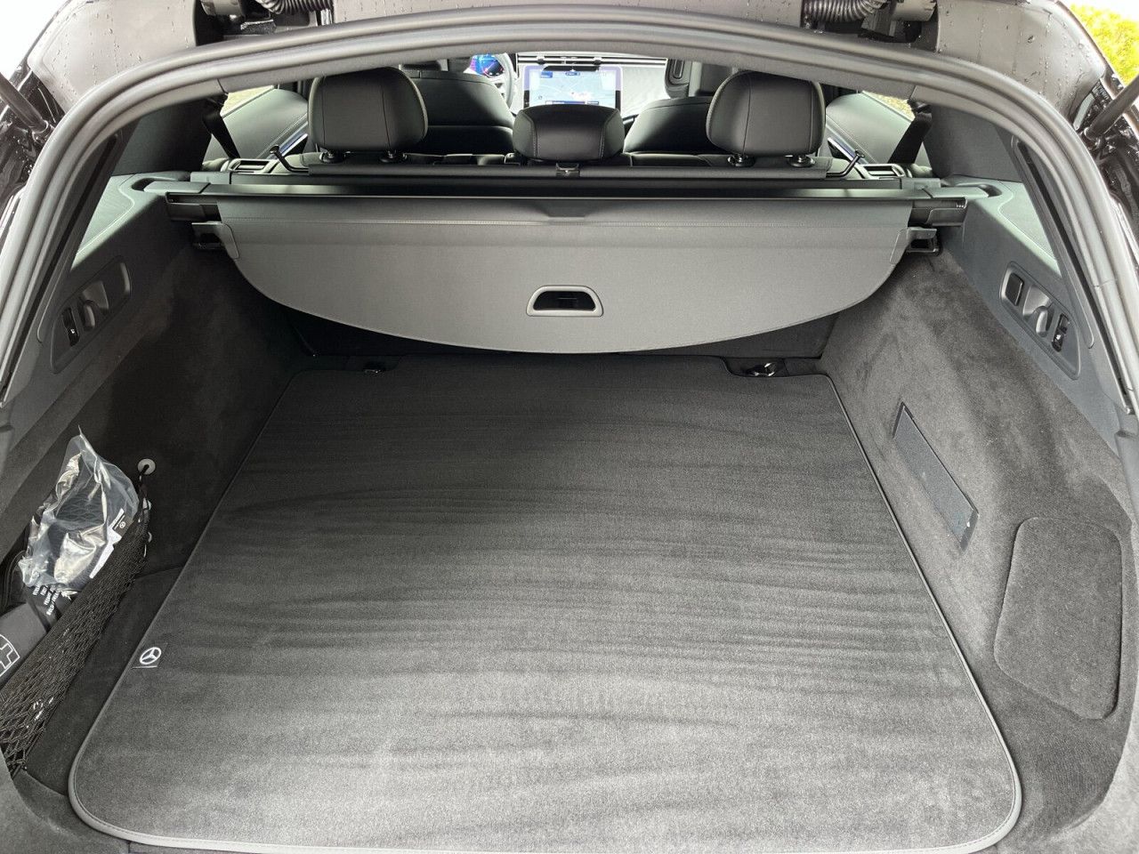 Mercedes-Benz E-Klasse – Bild 7