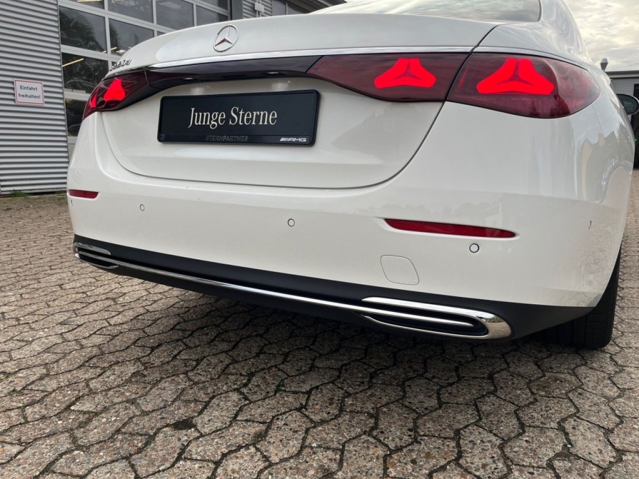 Mercedes-Benz E-Klasse – Bild 12