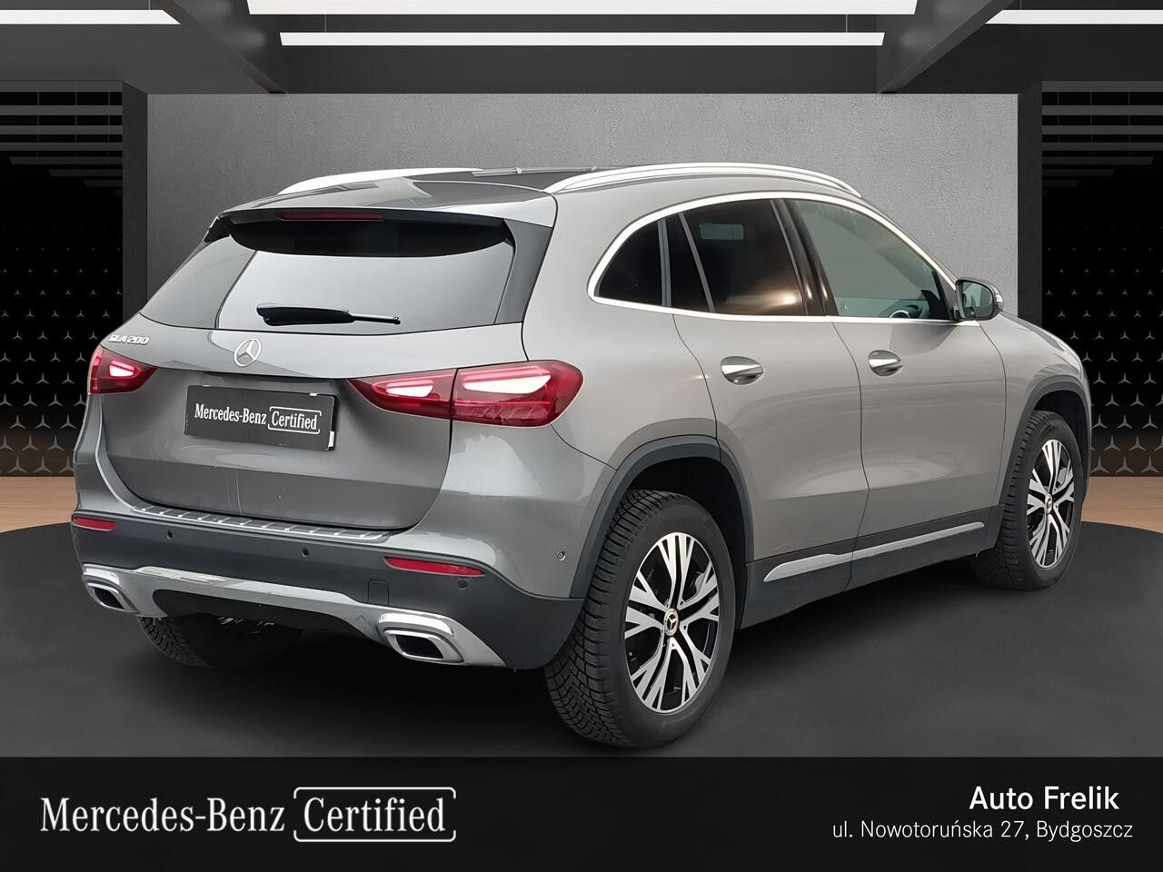 Zdjęcie pojazdu 9 / 23