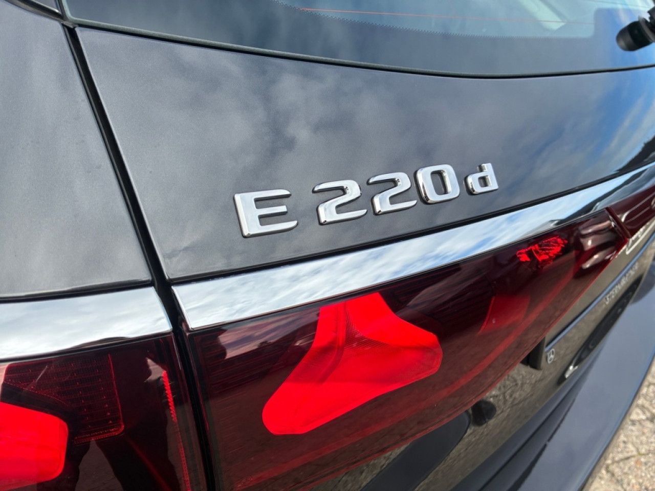 Mercedes-Benz E-Klasse – Bild 23