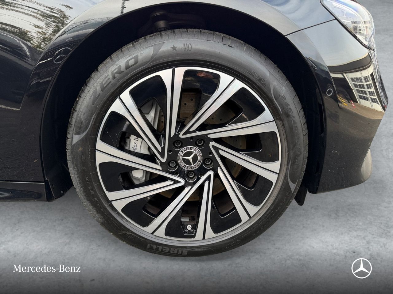 Mercedes-Benz E-Klasse – Bild 2