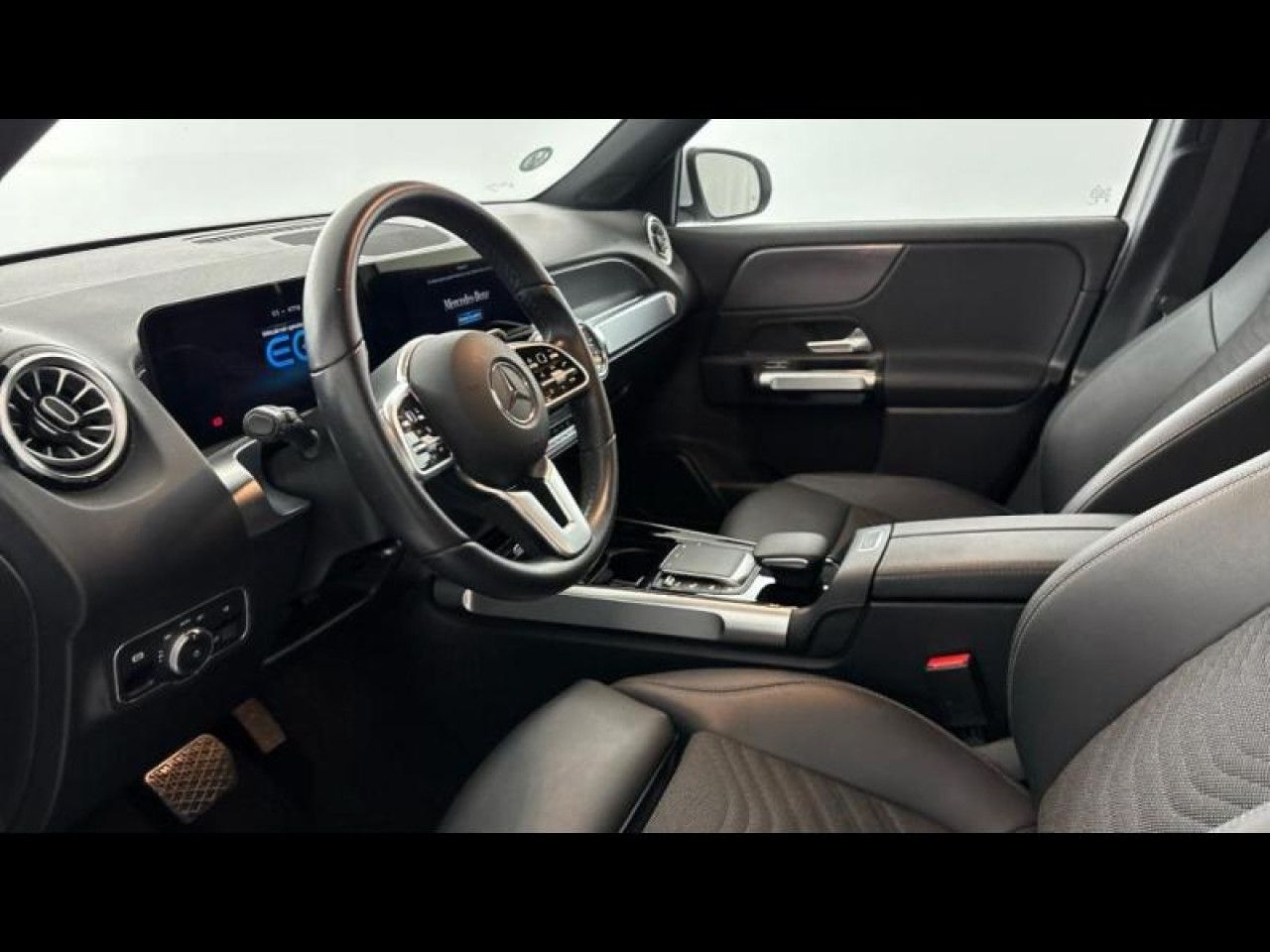 Photo du v&eacute;hicule 12 / 18