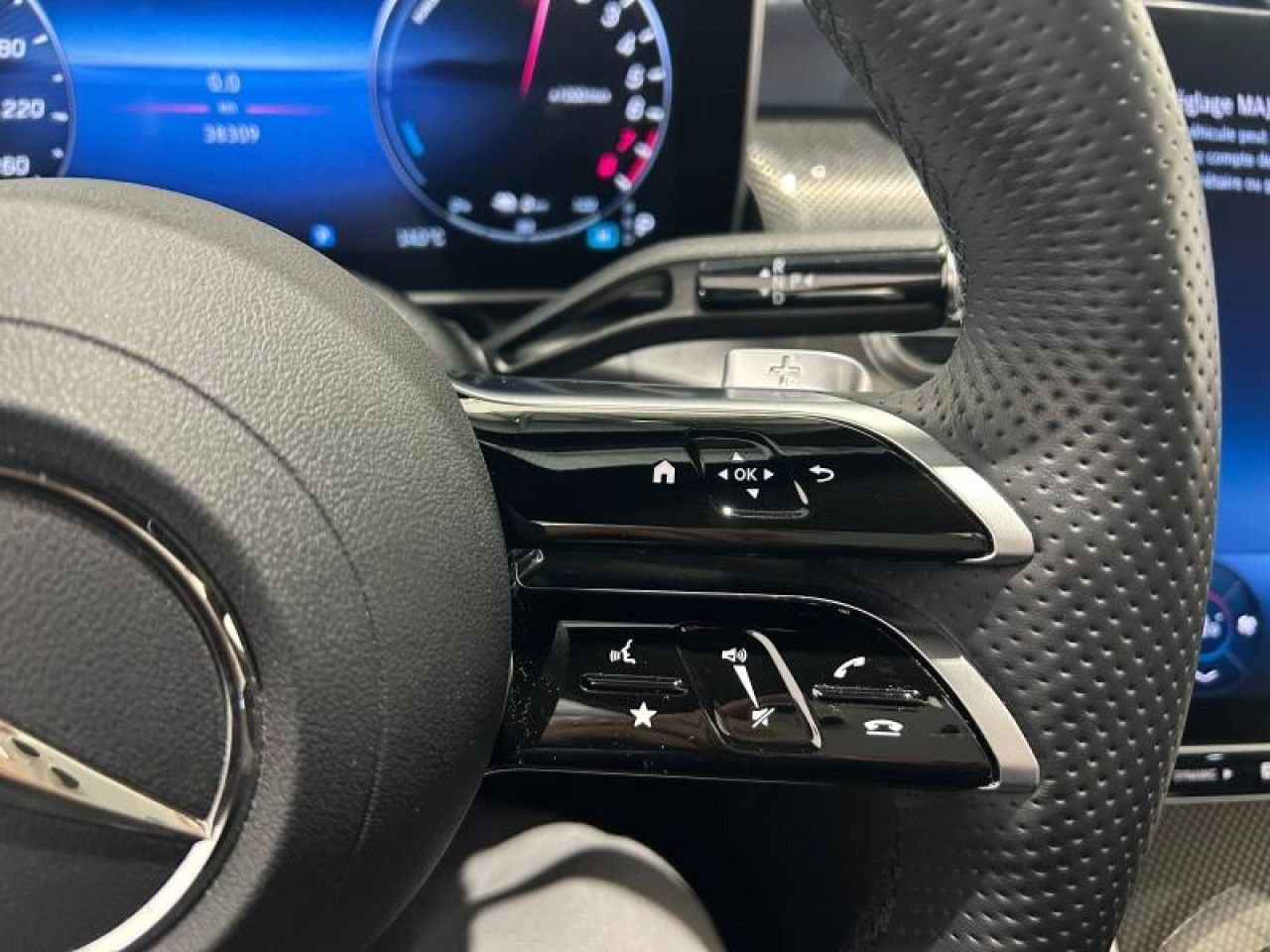 Photo du v&eacute;hicule 14 / 18