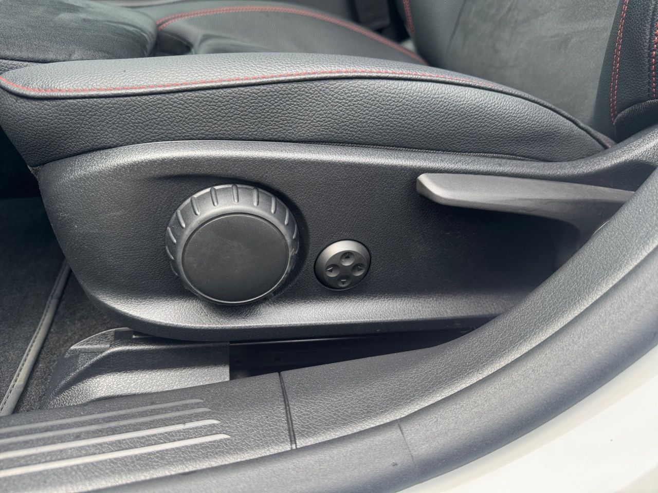 Mercedes-Benz CLA – Bild 3