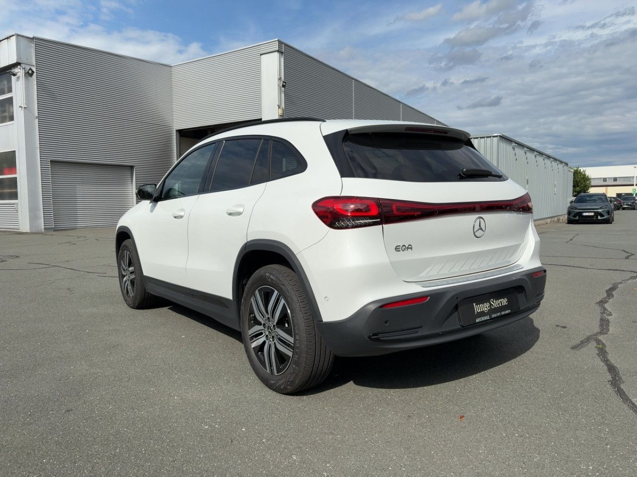 Mercedes-Benz EQA – Bild 2